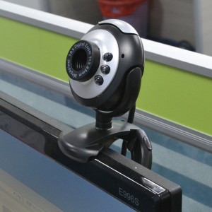 Kompiuterio kamera su apšvietimu ir mikrofonu (HD, 6 LED)