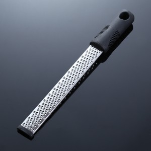 Sūrio smulkintuvas "Neišpasakytai patogu"