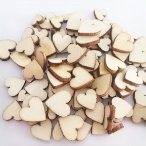 Medinės figūrėlės "Vestuvinės širdelės" (100 vnt., 6,8,10,12 mm)