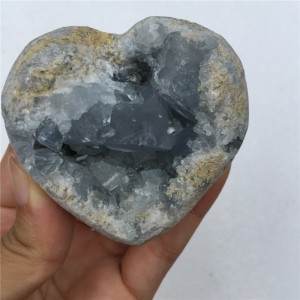 Figūrėlė "Originaliausioji širdelė 3" (žydrasis kristalas, 6 cm)