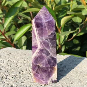 Natūralus mineralas "Violetinis obeliskas" (55 g)