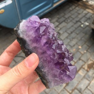 Natūralus mineralas "Svajonė 3" (ametisto kristalas, 233 g)