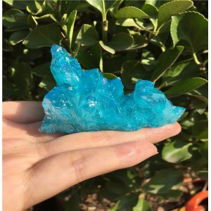 Natūralus mineralas "Žydroji šviesa 3" (67 g)