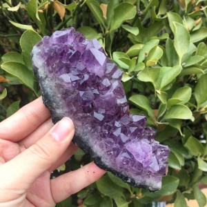 Natūralus mineralas "Nuostabioji svajonė 18" (ametisto kristalas, 282 g)