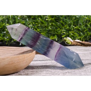 Natūralus mineralas "Spalvotasis obeliskas 9" (floritas, 11 cm, 110 g)