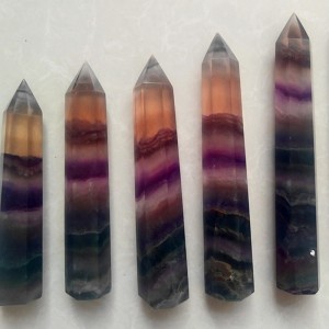 Natūralus mineralas "Spalvotasis obeliskas 10" (floritas, 11 cm)