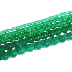 Karoliukai "Žalioji elegancija 2" (žaliasis agatas)