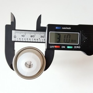 Universalus plieninis kamštis "Aukščiausia klasė 6"