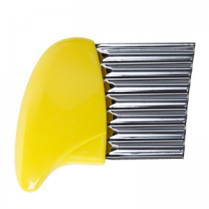 Universali figūrinė pjaustyklė "Patogiau nebūna"