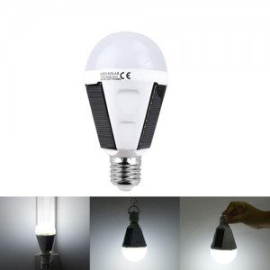 Saulės energija įkraunamas šviestuvas "Aukščiausia klasė 11" (lempa)