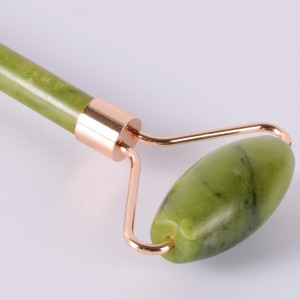 Žaliojo jado masažuoklis "Amore & Relax Pro 3"