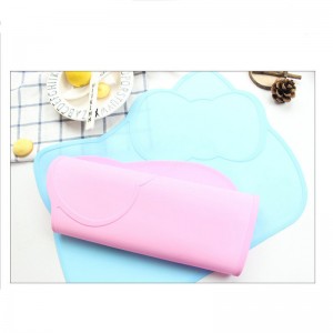 Vaikiškas silikoninis pietų padėkliukas "Katinuko stilius" (eko draugiškas)