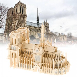 Vaikiškas medinis konstruktorius "Paryžiaus Dievo Motinos katedra"
