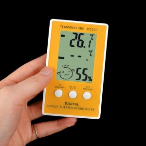Skaitmeninis temperatūros matuoklis "Thermometer Pro Plus"