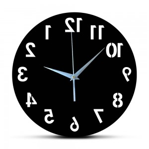 Sieninis laikrodis "Skaičiai atvirkščiai 2" (30 x 30 cm)
