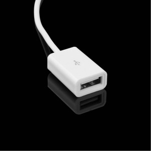 3.5 mm AUX garso jungtis į USB