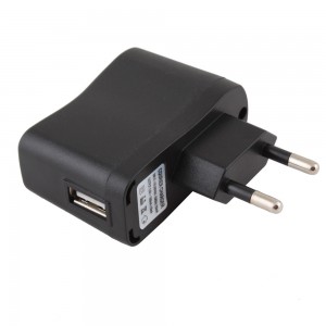 EU 220V USB įkroviklis