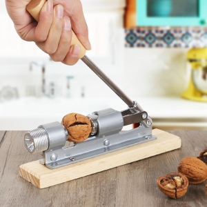 Graikiškų riešutų išgliaudytuvas "Virtuvės meistras"