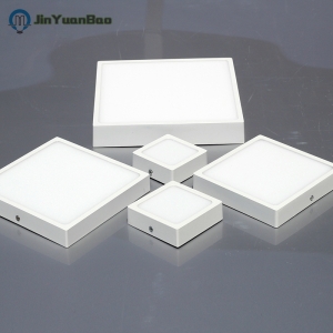 Pakabinama LED lempa "Stiliaus kvadratas"