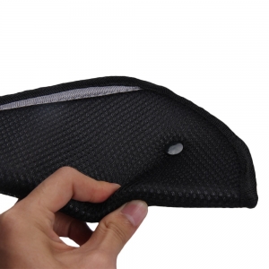 Saugos diržo apsauga vaikui "Daug minksčiau" (mašinai)