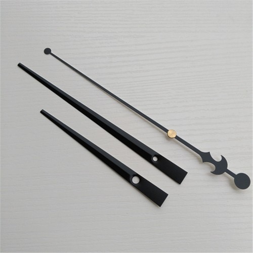 Sieninio laikrodžio mechanizmas "Juodieji kardai su alebarda"