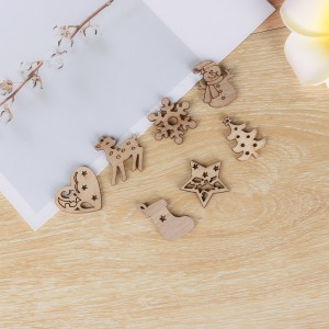 Medinės figūrėlės "Kalėdų šventės džiaugsmas" (50 vnt., 30x30 mm)