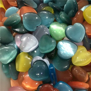 Figūrėlės "Širdelės" (opalitas, 3 vnt.)