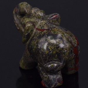 Figūrėlė "Drambliukas" (kvarcas "tigro akis", 5 cm)