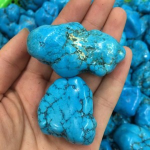 Mineralai "Originalus stilius" (turkis, 2 vnt., 2 cm)