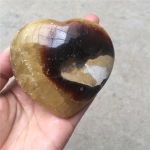 Figūrėlė "Originaliausioji širdelė" (drakono akmuo, 6 cm)