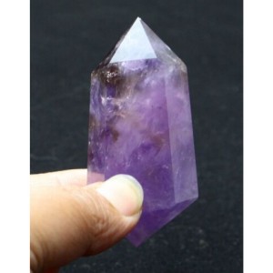 Figūrėlė "Violetinis kristalas" (ametistas, 7 x 3 cm, 80 g)