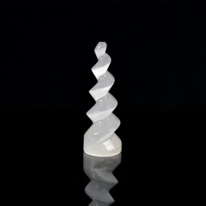Figūrėlė "Spiralinis bokštas" (selenitas, 11 cm, 100 g)