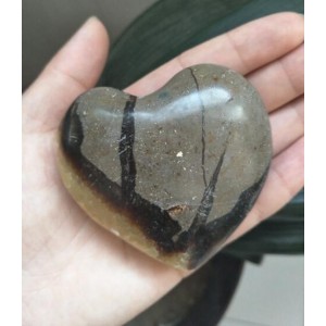 Figūrėlė "Pati mieliausioji 2" (kvarco kristalas, 187 g)