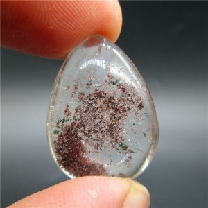 Mineralas su inklūzais "Skaidrusis kiaušinis 2" (chloritas, 8 g)