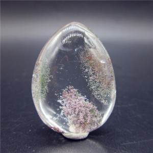 Mineralas su inklūzais "Skaidrusis kiaušinis 4" (chloritas, 16 g, 3.4 x 2.5 x 1.4 cm)