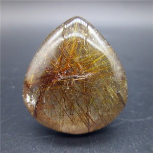 Mineralas su inklūzais "Skaidrusis lašas" (chloritas, 16 g)