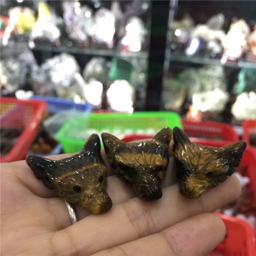 Pakabuko figūrėlė "Rudoji vilko galva 6"