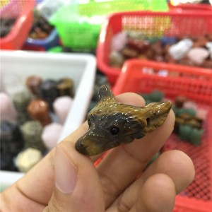 Pakabuko figūrėlė "Rudoji vilko galva 6"