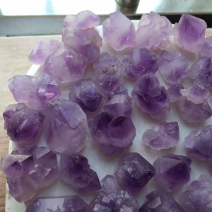 Mineralai "Ametisto žavesys" (ametistas, 40 vnt., 200 g)