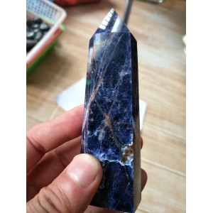 Natūralus mineralas "Mėlynasis obeliskas" (9 cm, 90 g)