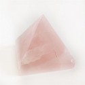 Piramidė "Rožinė nuostabuma" (rožinis kvarcas, 3 x 3 cm, 60 g)