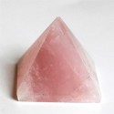 Piramidė "Rožinė nuostabuma" (rožinis kvarcas, 3 x 3 cm, 60 g)