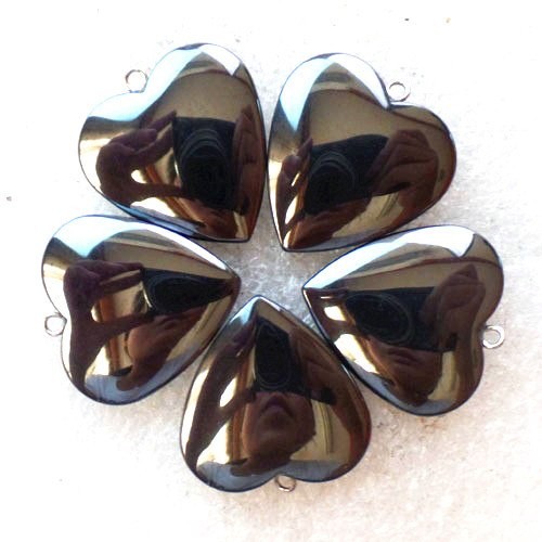 Pakabukas "Juodosios širdelės" (5 vnt, 26 x 6 mm)