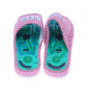 Akupresūrinės masažinės šlepetės "Naujieji pojūčiai"