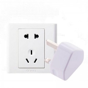 UK į 2 USB elektros lizdo perėjimas "Išvažiuoju į UK"