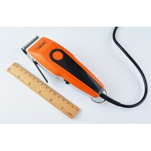 Profesionali elektroninė plaukų kirpimo mašinėlė "Aukščiausia klasė"