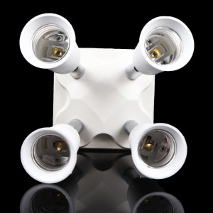 4 lempų šakotuvas E27