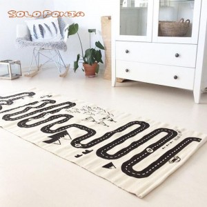 Žaidimų kilimėlis mažyliui "Smagiai nuvažiuosiu" (70 x 180 cm)