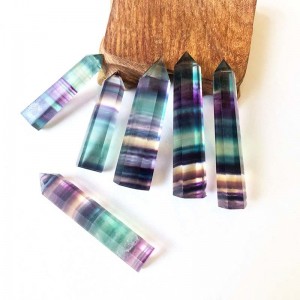 Natūralus mineralas "Spalvotasis obeliskas" (floritas, 6 cm)