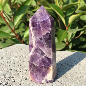 Natūralus mineralas "Violetinis obeliskas" (55 g)